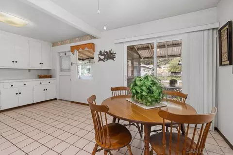 Dining - 11179 Topo Ln, Lakeside, CA 92040 photo 2 of 5