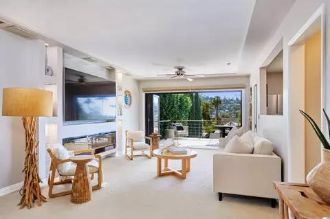 Living - 4568 4th St, La Mesa, CA 91941 photo 3 of 4