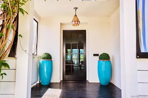 Entry Way - 4568 4th St, La Mesa, CA 91941 photo 1 of 1