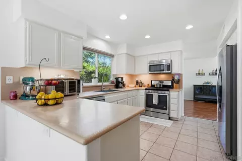 625 Jacks Crk, Escondido, CA 92027