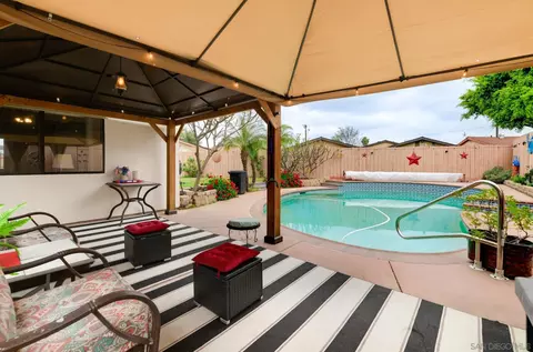 Exterior - 567 Brighthaven, El Cajon, CA 92019 photo 3 of 11