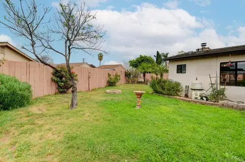 Exterior - 567 Brighthaven, El Cajon, CA 92019 photo 9 of 11