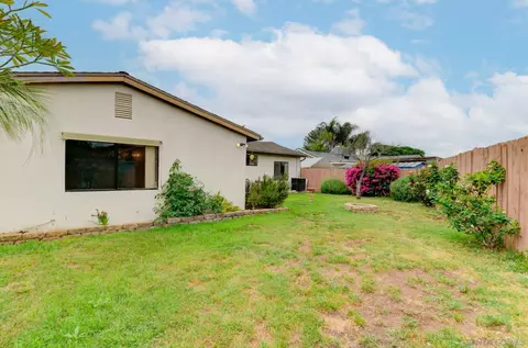 Exterior - 567 Brighthaven, El Cajon, CA 92019 photo 7 of 11