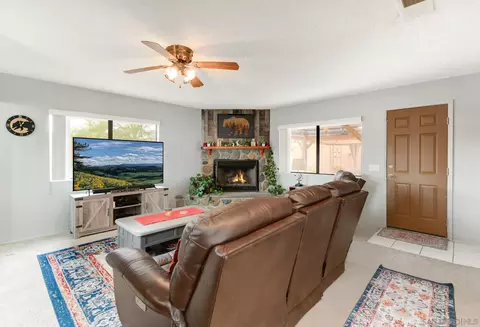 Living - 567 Brighthaven, El Cajon, CA 92019 photo 1 of 2