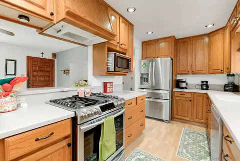 Kitchen - 567 Brighthaven, El Cajon, CA 92019 photo 2 of 3