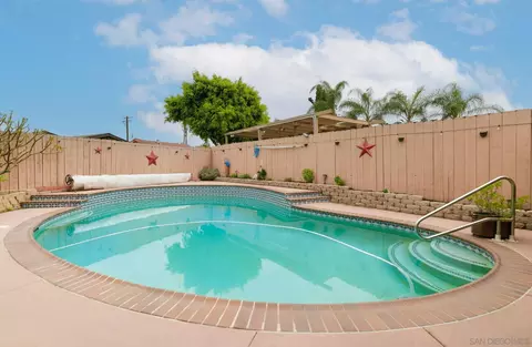 Exterior - 567 Brighthaven, El Cajon, CA 92019 photo 4 of 11