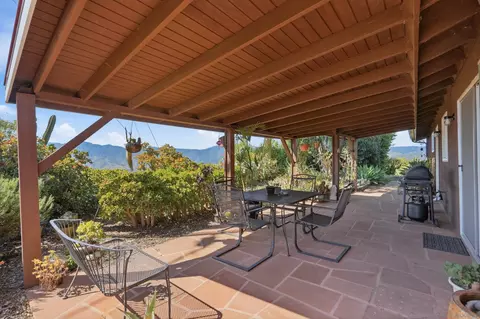 Exterior - 2384 Glenn Rd, Fallbrook, CA 92028 photo 5 of 12
