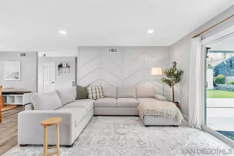 Living - 8969 New Seabury Dr, Santee, CA 92071 photo 3 of 4