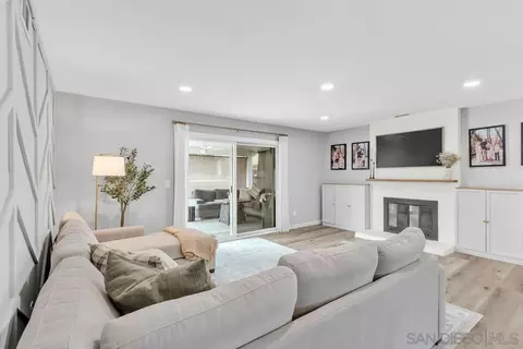 Living - 8969 New Seabury Dr, Santee, CA 92071 photo 1 of 4