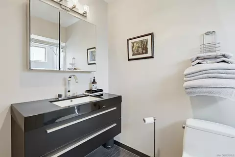 Bath - 180 Date Ave, Imperial Beach, CA 91932 photo 1 of 3