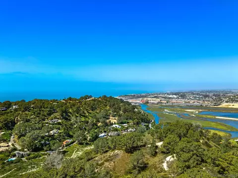 View/Area - 14224 Recuerdo Dr, Del Mar, CA 92014 photo 7 of 12