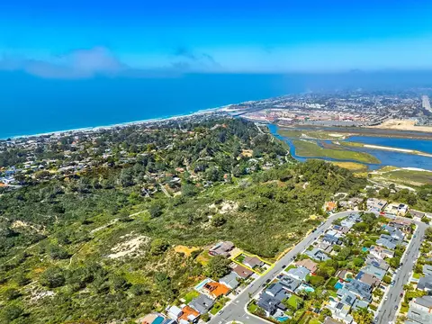 View/Area - 14224 Recuerdo Dr, Del Mar, CA 92014 photo 6 of 12