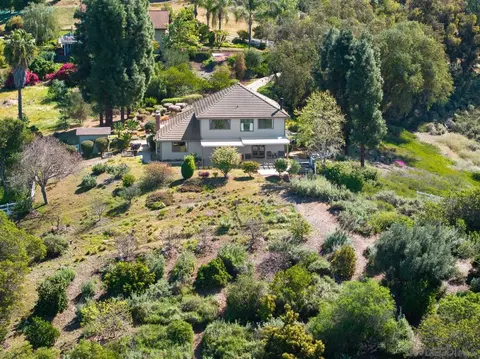 View/Area - 1282 Olive Ave, Fallbrook, CA 92028 photo 2 of 5