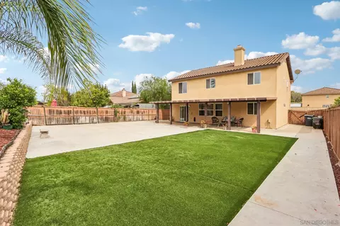 37829 Rainbow Dr, Murrieta, CA 92563