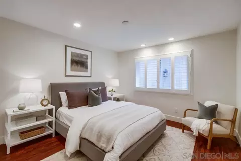 Bedroom - 2152 Caminito Circulo Sur, La Jolla, CA 92037 photo 1 of 3
