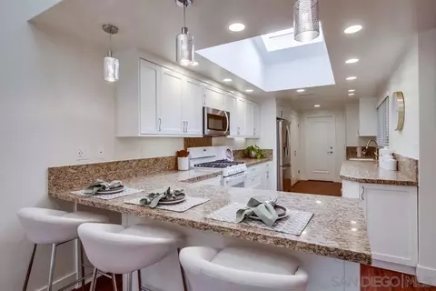 Kitchen - 2152 Caminito Circulo Sur, La Jolla, CA 92037 photo 2 of 5