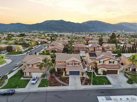 View/Area - 32892 Monte Dr, Temecula, CA 92592 photo 5 of 7