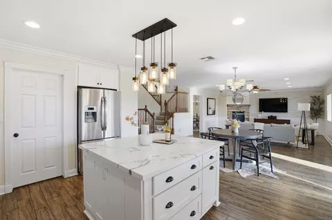 Kitchen - 32892 Monte Dr, Temecula, CA 92592 photo 8 of 8
