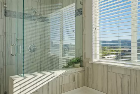 Bath - 32892 Monte Dr, Temecula, CA 92592 photo 2 of 6
