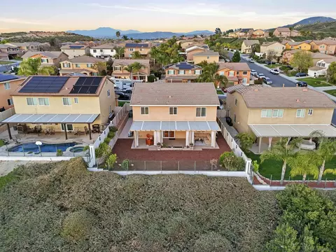 View/Area - 32892 Monte Dr, Temecula, CA 92592 photo 2 of 7
