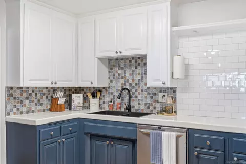 Kitchen - 225 E Renette Ave, El Cajon, CA 92020 photo 2 of 5