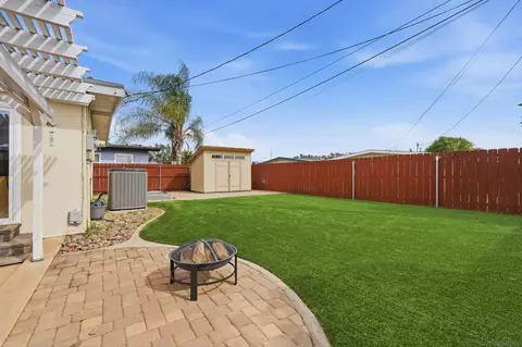 Exterior - 225 E Renette Ave, El Cajon, CA 92020 photo 5 of 10