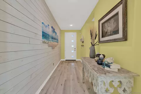 Entry Way - 9108 W W Blf, Santee, CA 92071 photo 2 of 14