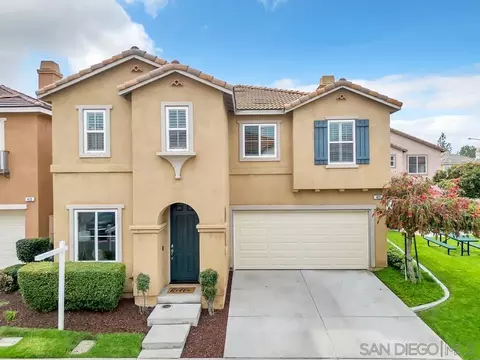 Exterior - 423 Cornwall Gln, Escondido, CA 92027 photo 2 of 6
