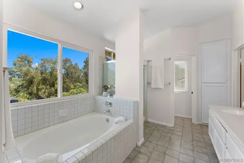 Bath - 3412 Celinda, Carlsbad, CA 92008 photo 3 of 4