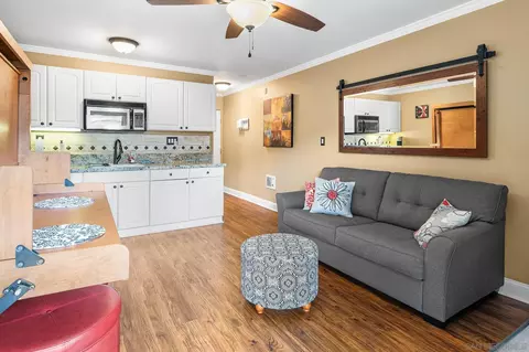 1021 Scott St #218, San Diego, CA 92106