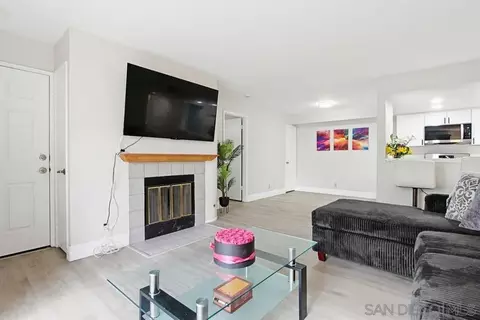 9418 Twin Trails Dr #102, San Diego, CA 92129