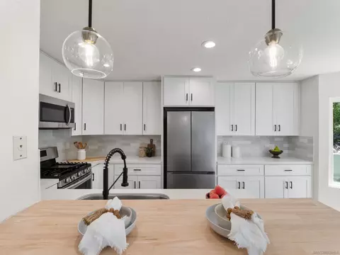 Kitchen - 2277 Dunstan, Oceanside, CA 92054 photo 1 of 4