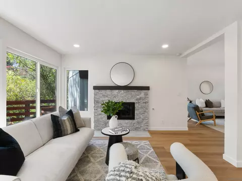 Living - 2277 Dunstan, Oceanside, CA 92054 photo 5 of 6