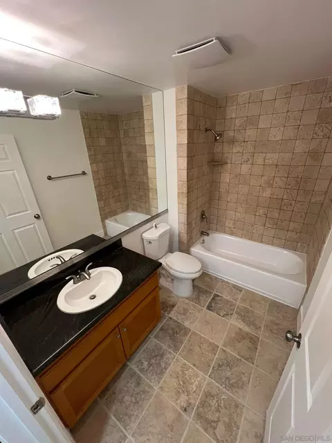 Bath - 9860 Dale #D8, Spring Valley, CA 91977 photo 3 of 4
