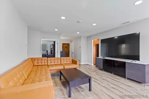 Living - 13423 Floral Ave, Poway, CA 92064 photo 2 of 3