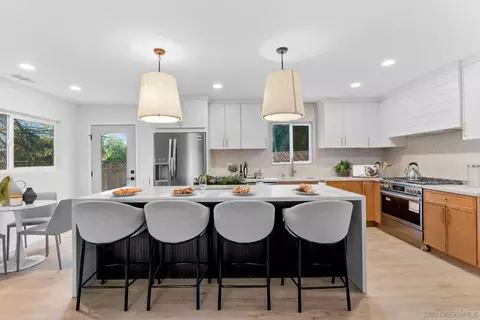 Kitchen - 9185 Altamont Rd, La Mesa, CA 91942 photo 1 of 6
