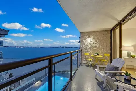 3916 Riviera Dr UNIT 504, San Diego, CA 92109