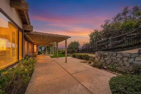 Exterior - 17157 Woodson View Ln, Ramona, CA 92065 photo 9 of 10