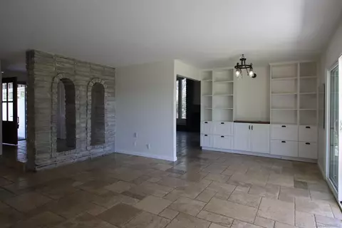 Living - 1134 Mcdonald Rd, Fallbrook, CA 92028 photo 19 of 24