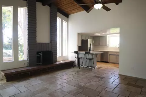 Living - 1134 Mcdonald Rd, Fallbrook, CA 92028 photo 2 of 24