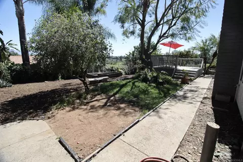 Exterior - 1134 Mcdonald Rd, Fallbrook, CA 92028 photo 11 of 16