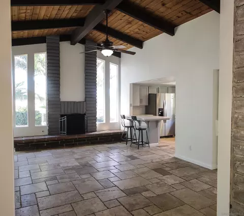 Living - 1134 Mcdonald Rd, Fallbrook, CA 92028 photo 1 of 24