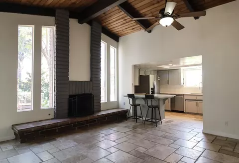 Living - 1134 Mcdonald Rd, Fallbrook, CA 92028 photo 12 of 24