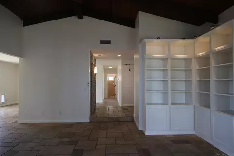 Living - 1134 Mcdonald Rd, Fallbrook, CA 92028 photo 7 of 24
