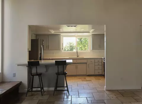 Kitchen - 1134 Mcdonald Rd, Fallbrook, CA 92028 photo 5 of 7