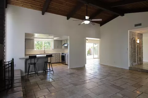 Living - 1134 Mcdonald Rd, Fallbrook, CA 92028 photo 13 of 24