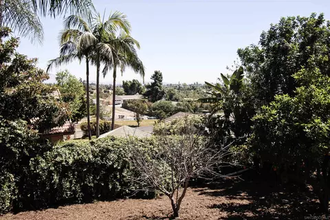 Exterior - 1134 Mcdonald Rd, Fallbrook, CA 92028 photo 14 of 16