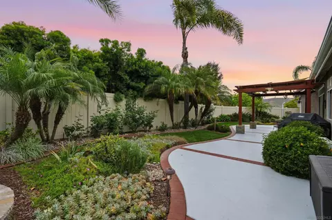 Exterior - 397 Moonstone Bay, Oceanside, CA 92057 photo 4 of 7