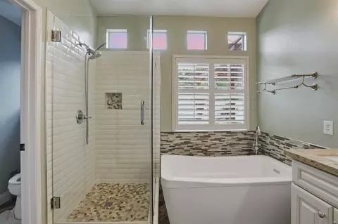 Bath - 397 Moonstone Bay, Oceanside, CA 92057 photo 2 of 4