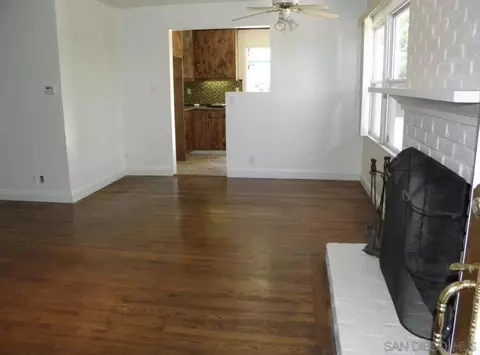 Living - 415 S Weitzel St, Oceanside, CA 92054 photo 1 of 2